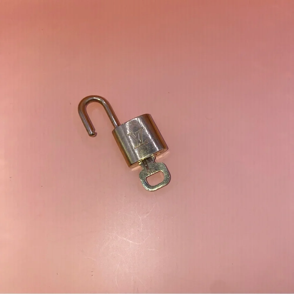 Authentic Louis Vuitton Gold Lock & Key Matching Set 316